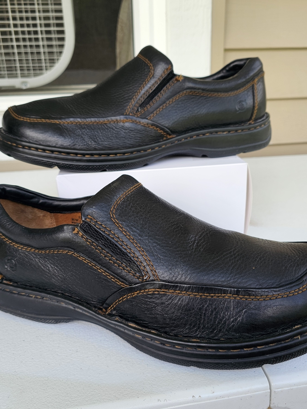 Born Mens 12M Black Leather Slip On Loafers Comfort Casual Shoes